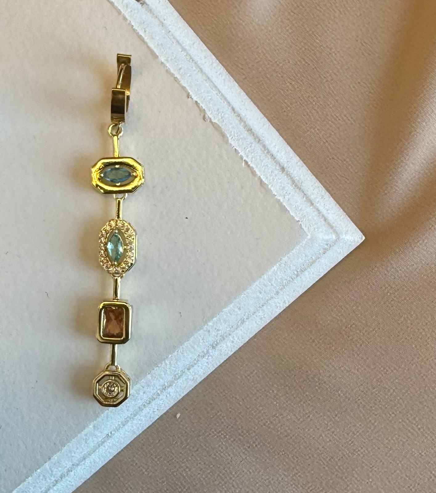 Estelle Taşlı Gold Küpe