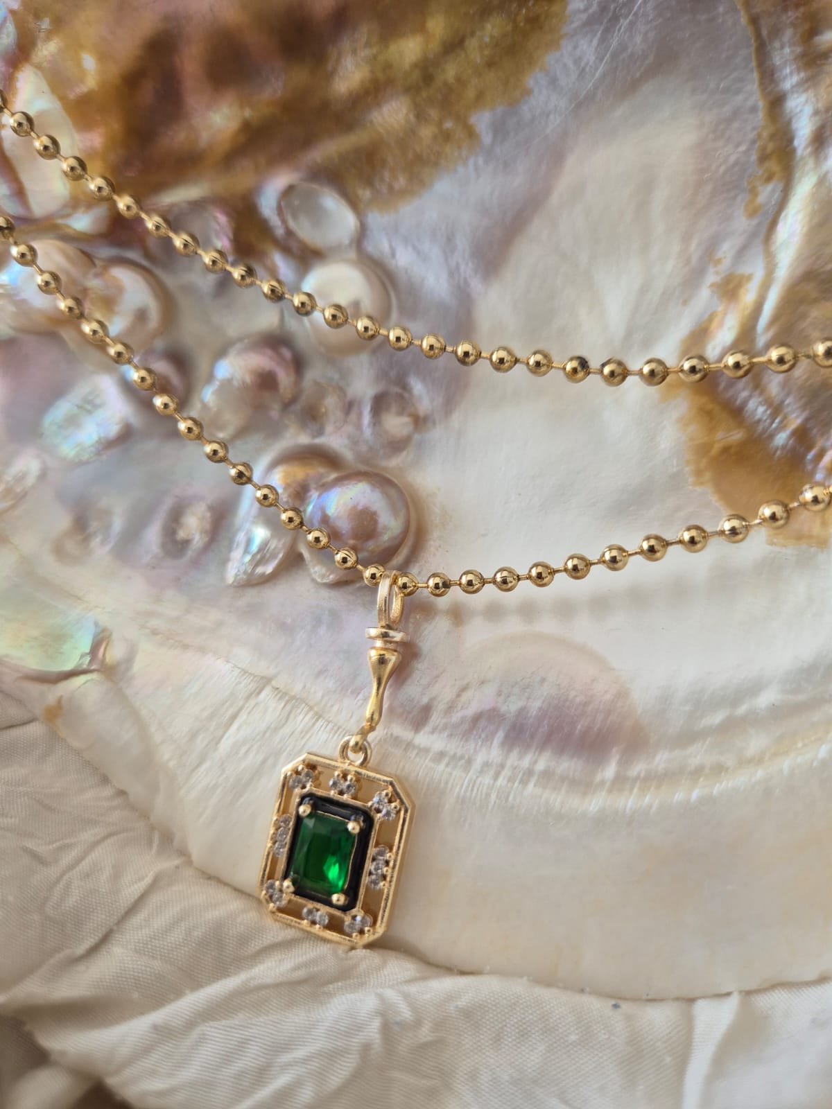 Emerald Stone Uzun Kolye