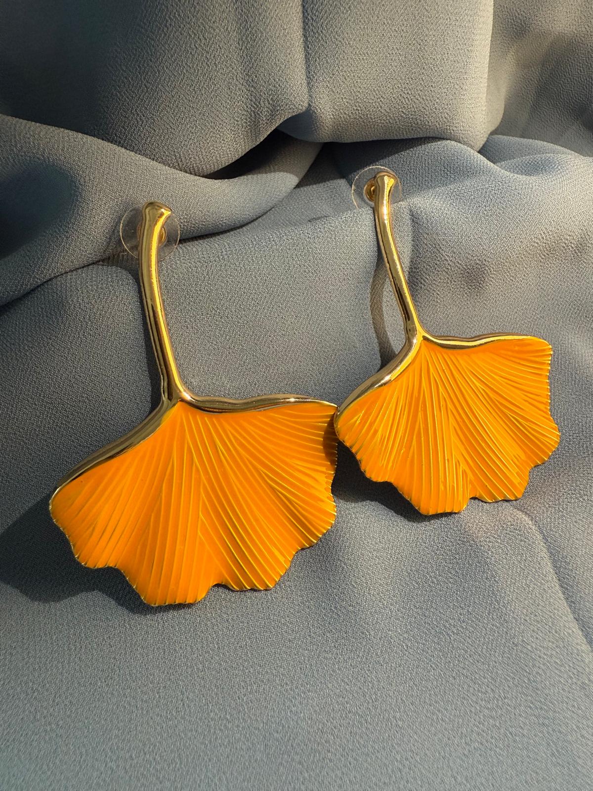 Amber Leaf Turuncu Yaprak Küpe