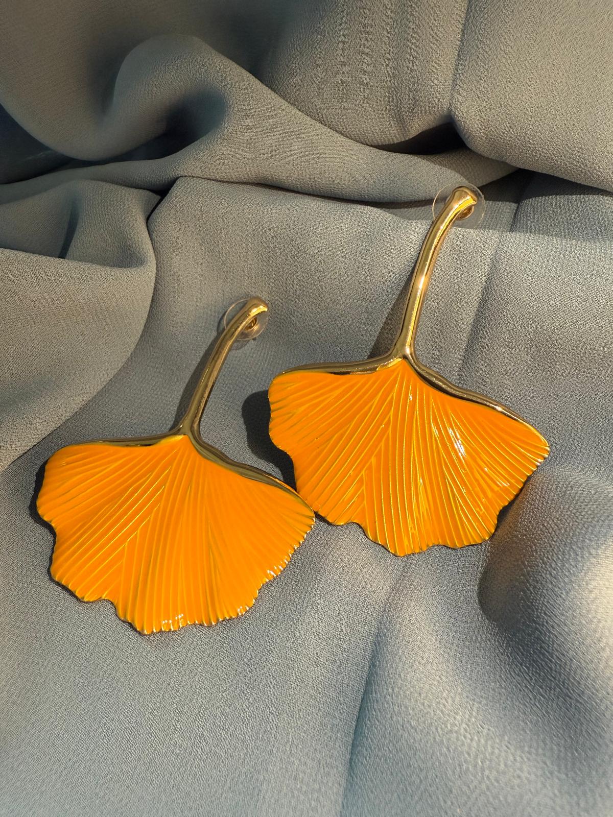 Amber Leaf Turuncu Yaprak Küpe