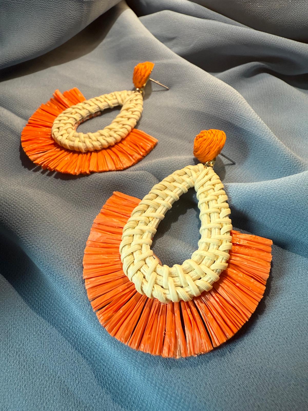 Soleil Oval Turuncu Krem Küpe