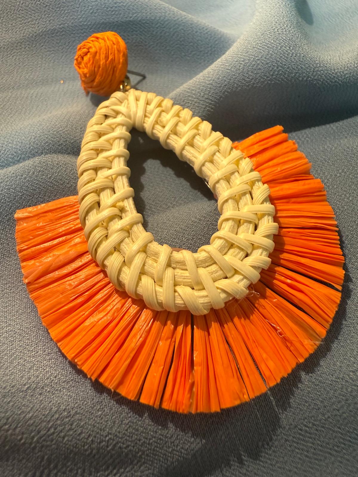 Soleil Oval Turuncu Krem Küpe