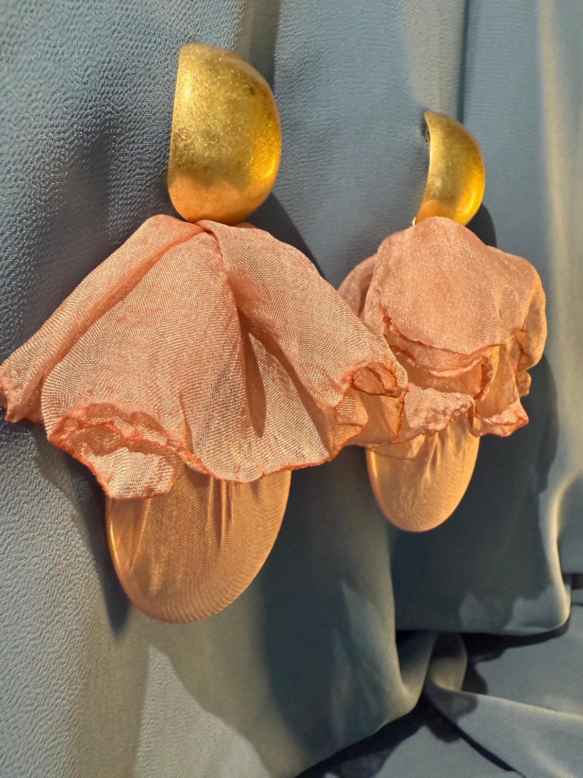 Blush Tulle Pudra Büyük Küpe