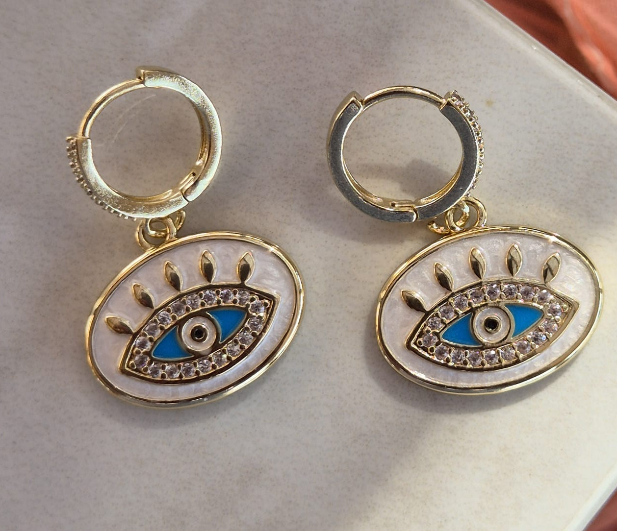 Evil Eye Sallantılı Küpe