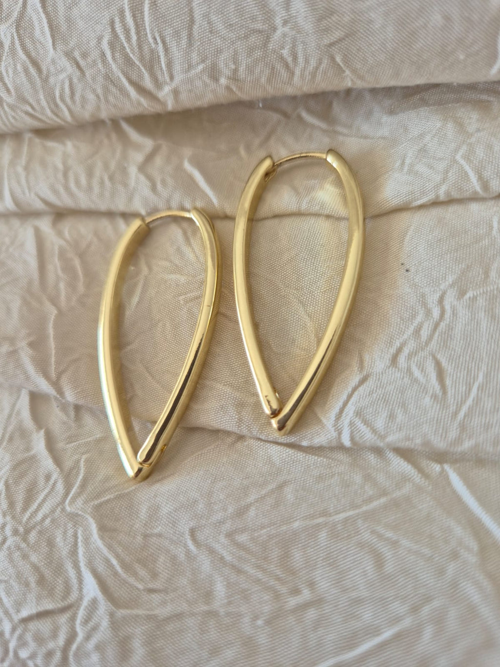 Oval Drop Gold Kaplama Küpe