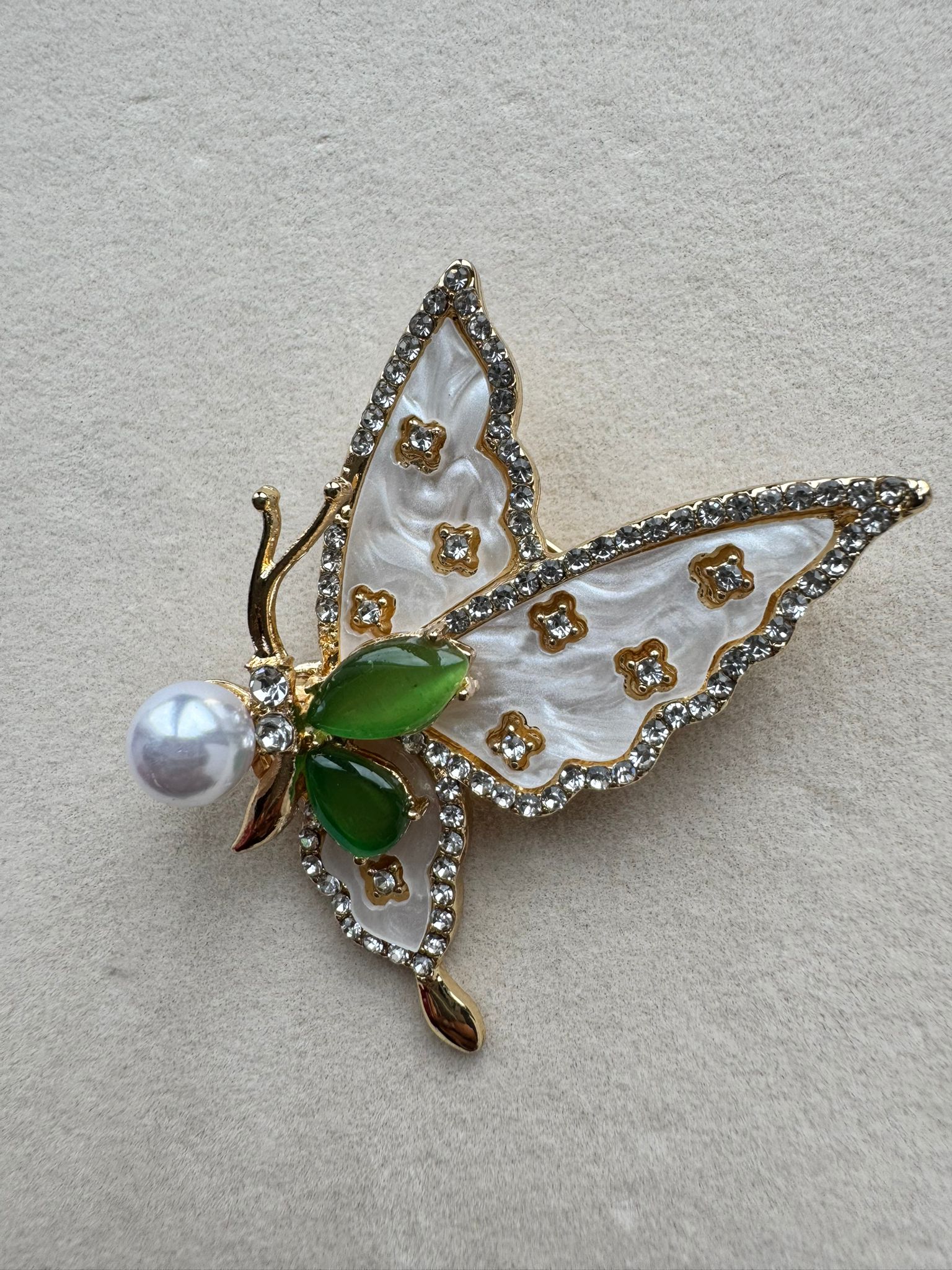 Sedefli Kelebek Broş